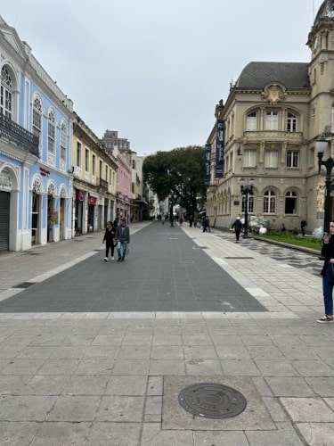 Passeio pelo centro histórico de curitiba